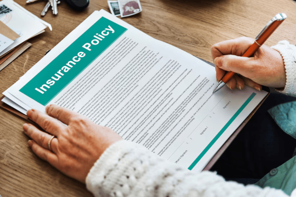 5 Essential Tips for Lowering Your Insurance Premiums 5 Essential Tips for Lowering Your Insurance Premiums - advertisement shout