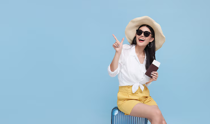 Travel insurance tips - advertisement shout