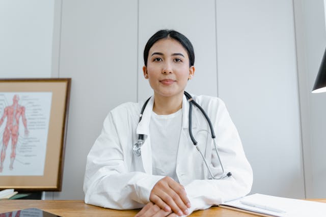 Top 5 Reasons to Pay Your Health Insurance Premiums in Installments - advertisement shout