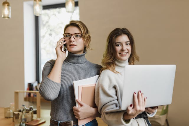 Why Small Businesses Need Insurance A Complete Guide - advertisement shout
