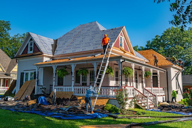 The ultimate guide to filing a roof damage insurance claim When and how to file - advertisement shout