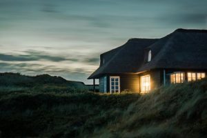 3 Reasons People Don’t Buy Homeowners Insurance - advertisement shout