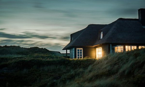 3 Reasons People Don’t Buy Homeowners Insurance - advertisement shout