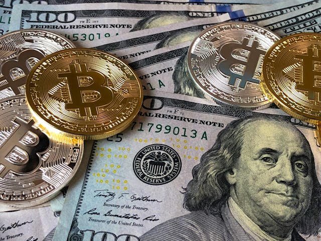 Next-Gen Crypto Insurance Smart Contracts and Peer-to-Peer Models - advertisement shout
