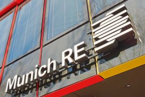munich re logo building