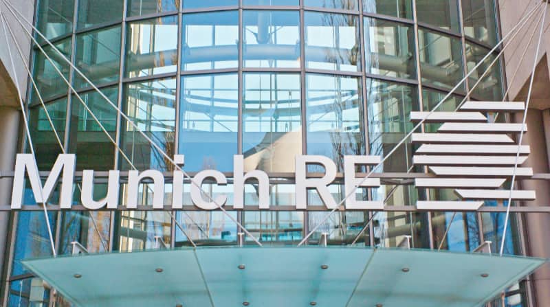 munich re logo sign